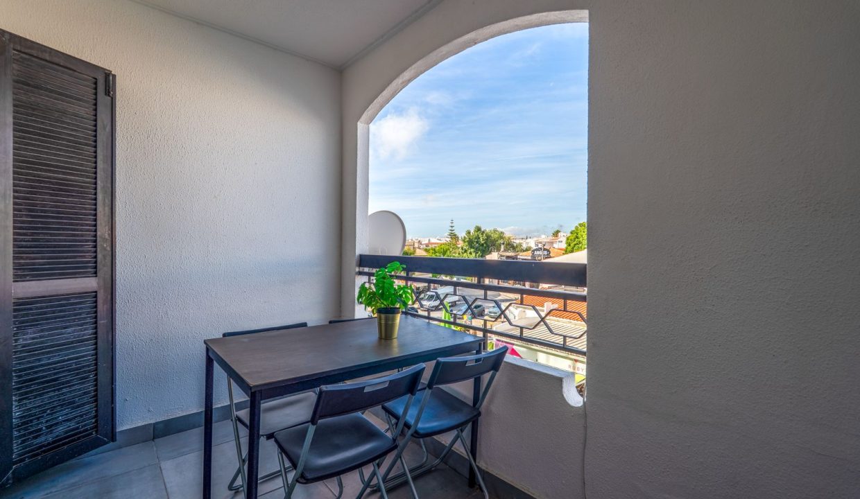 Creativ Conciergerie Praia da Oura Studio Vibes By Ricardo (11)