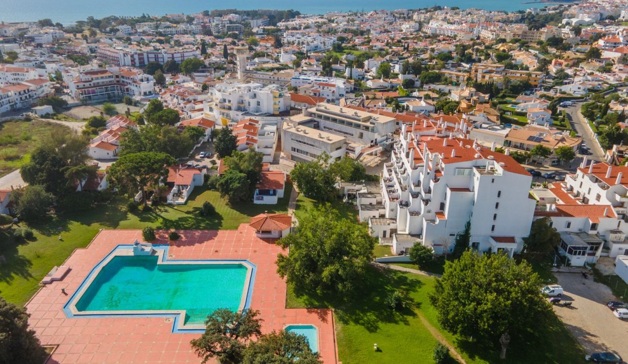 Creativ Conciergerie Praia da Oura Studio Vibes By Ricardo (15)