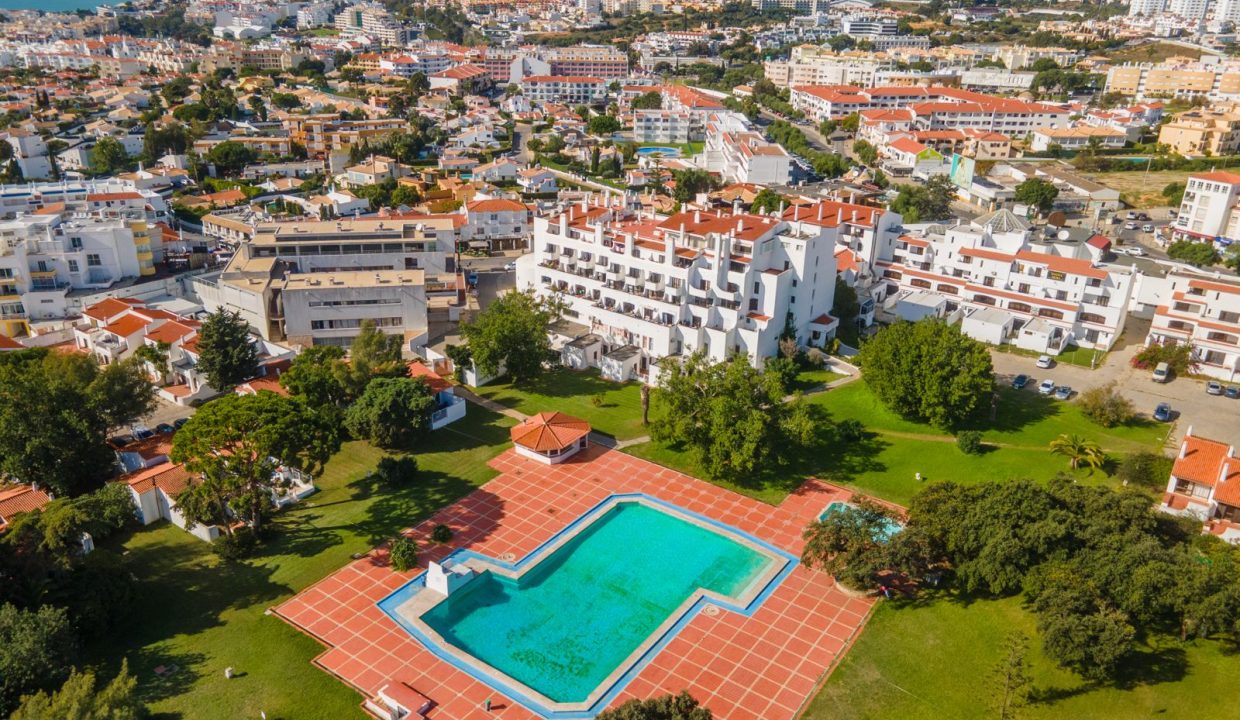 Creativ Conciergerie Praia da Oura Studio Vibes By Ricardo (16)