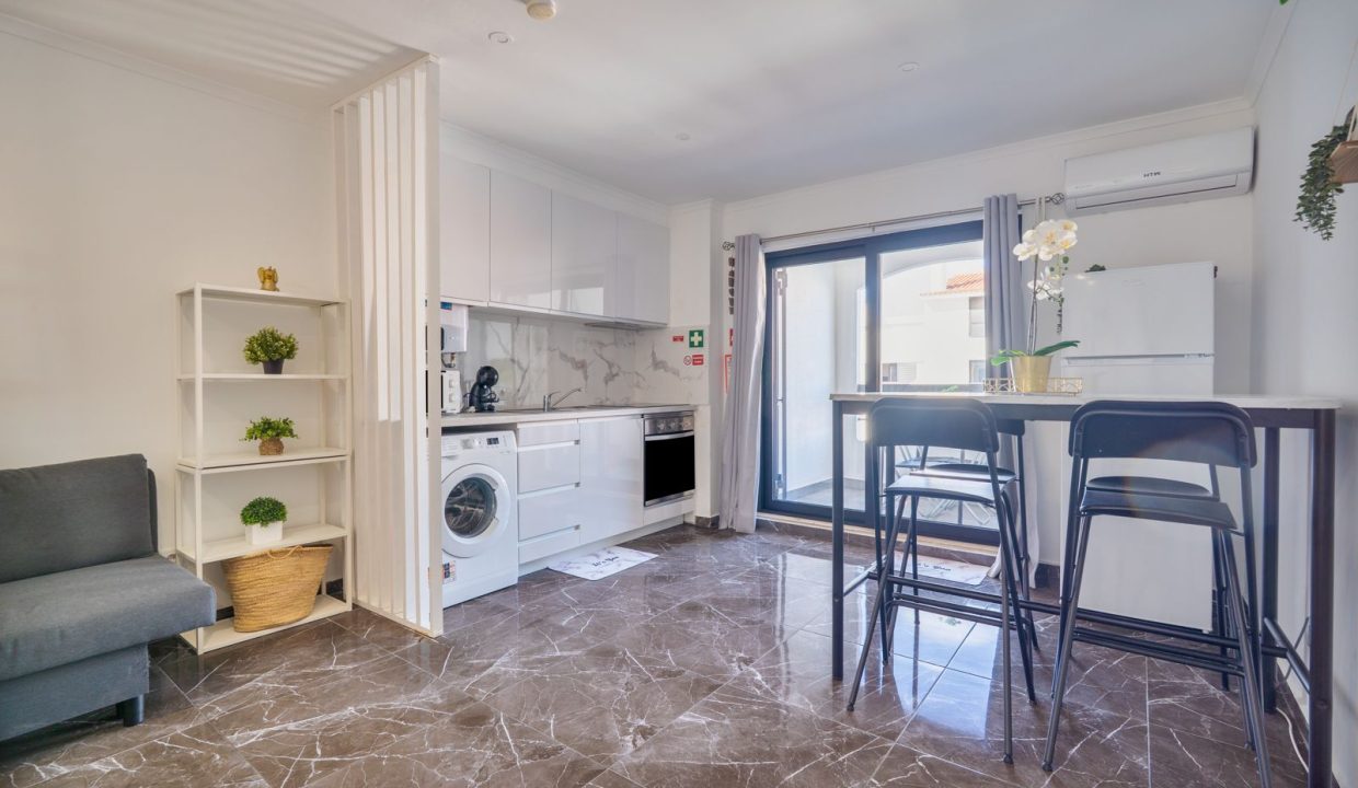 Creativ Conciergerie Praia da Oura Studio Vibes By Ricardo (7)