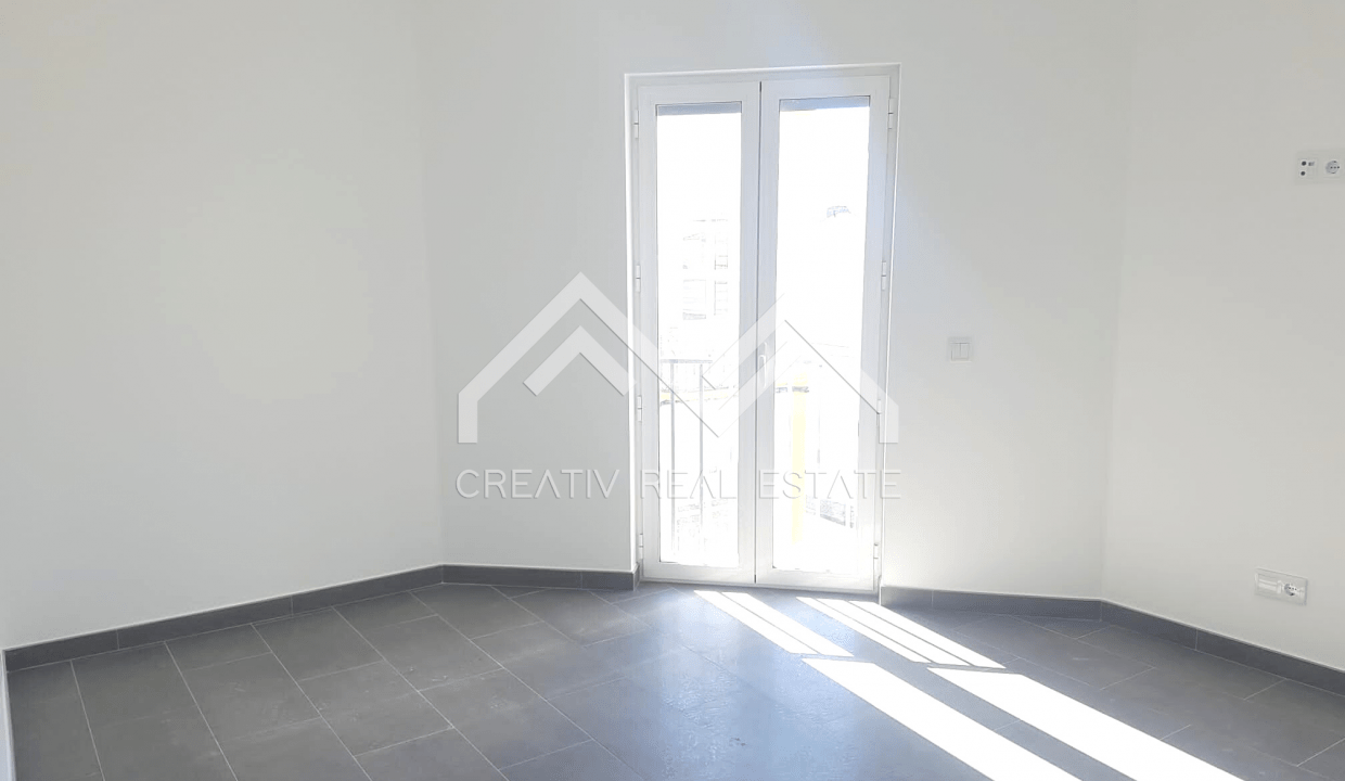 Creativ real estate 00301 13